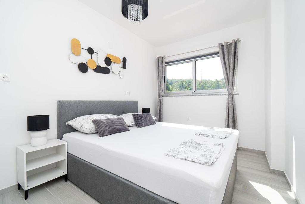 Apartments Grubisic - Sibenik - Parking Included Экстерьер фото